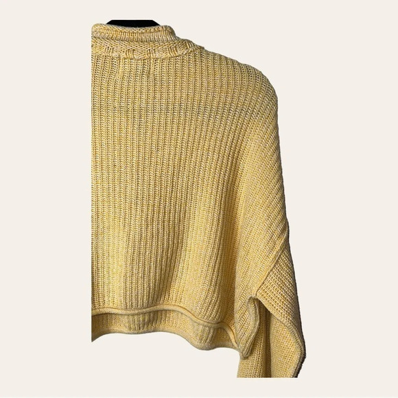 URBAN OUTFITTERS‎ CROPPED SWEATER BUTTONS CHUNKY KNITTED YELLOW IN COLOR - Picture 9 of 11
